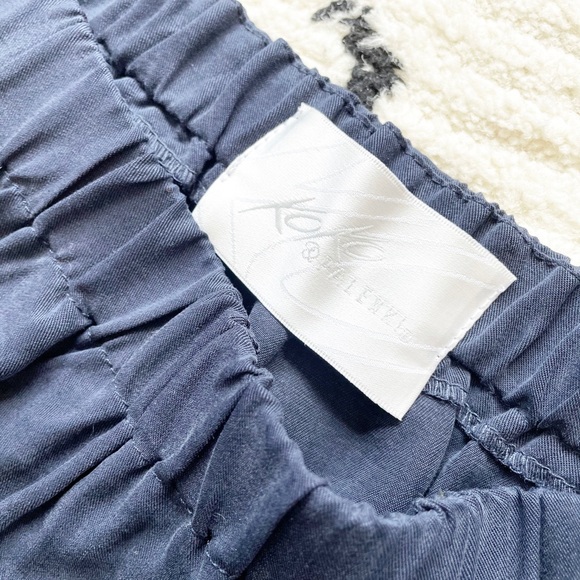 Anthropologie Off shoulder Blouse - Picture 5 of 11